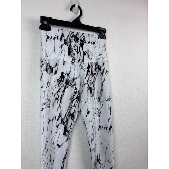 Beyond Yoga women's small white marbled high rise 7/8 length athletic leggings - Picture 2 of 5